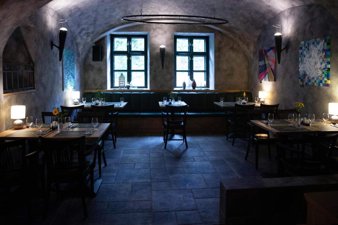 Veszprém Oliva Hotel מראה חיצוני תמונה