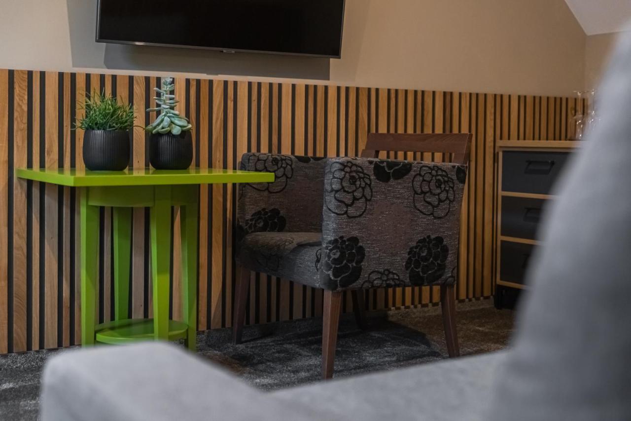 Veszprém Oliva Hotel מראה חיצוני תמונה