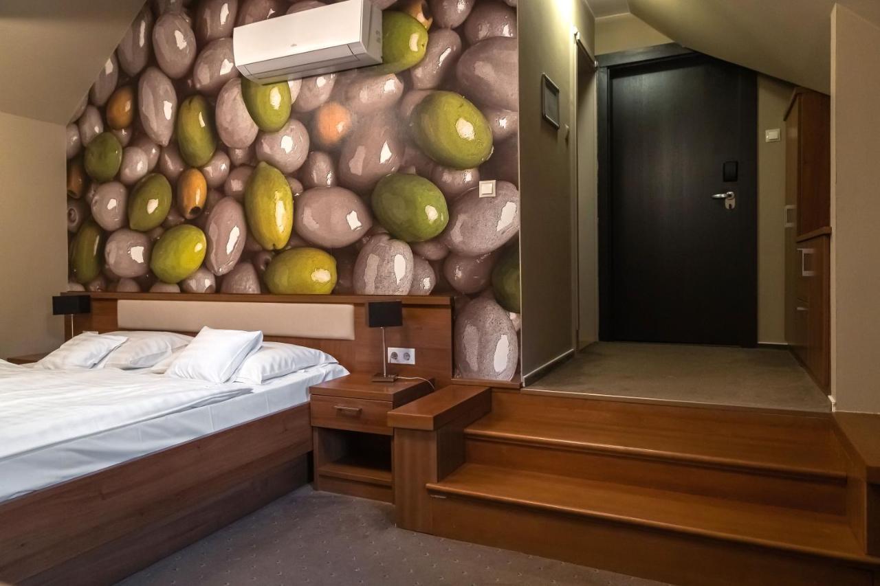 Veszprém Oliva Hotel מראה חיצוני תמונה