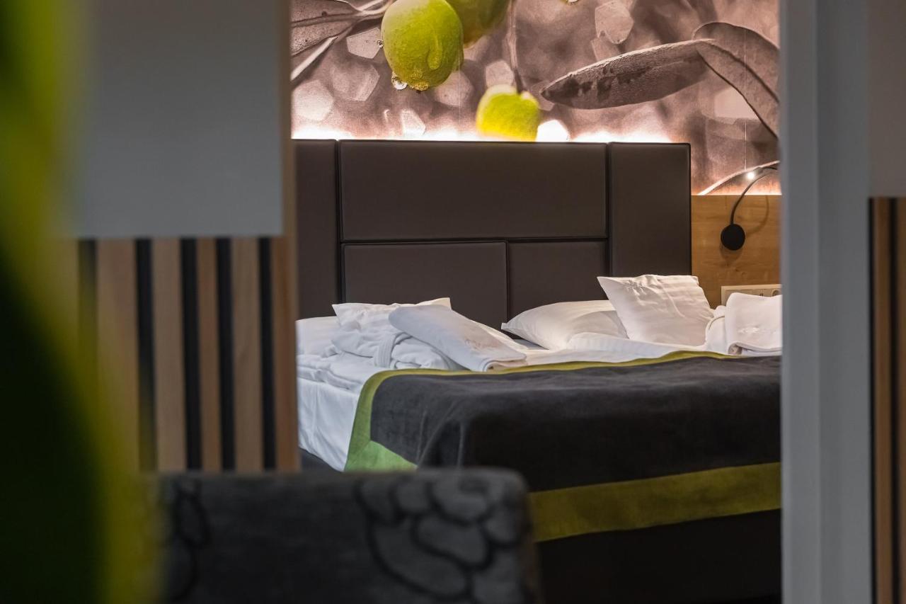 Veszprém Oliva Hotel מראה חיצוני תמונה