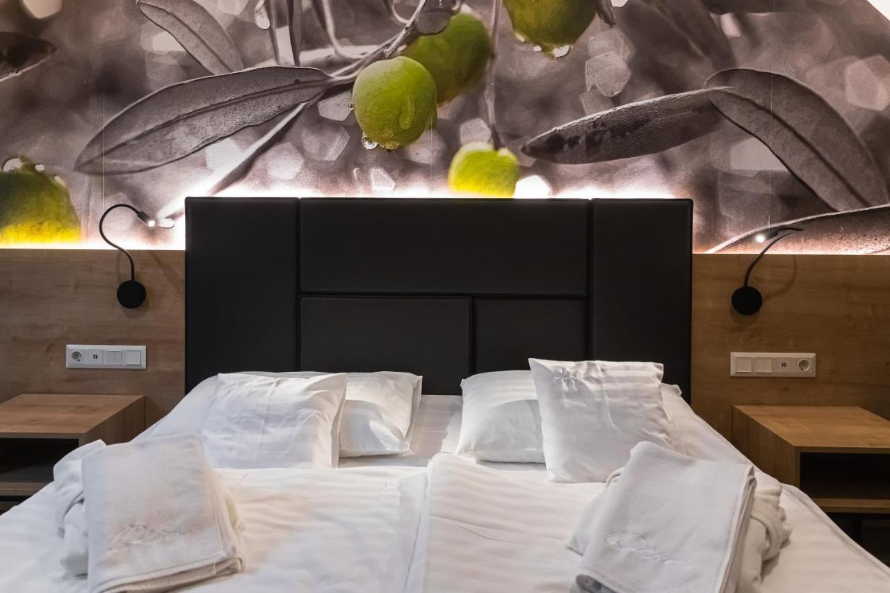 Veszprém Oliva Hotel מראה חיצוני תמונה