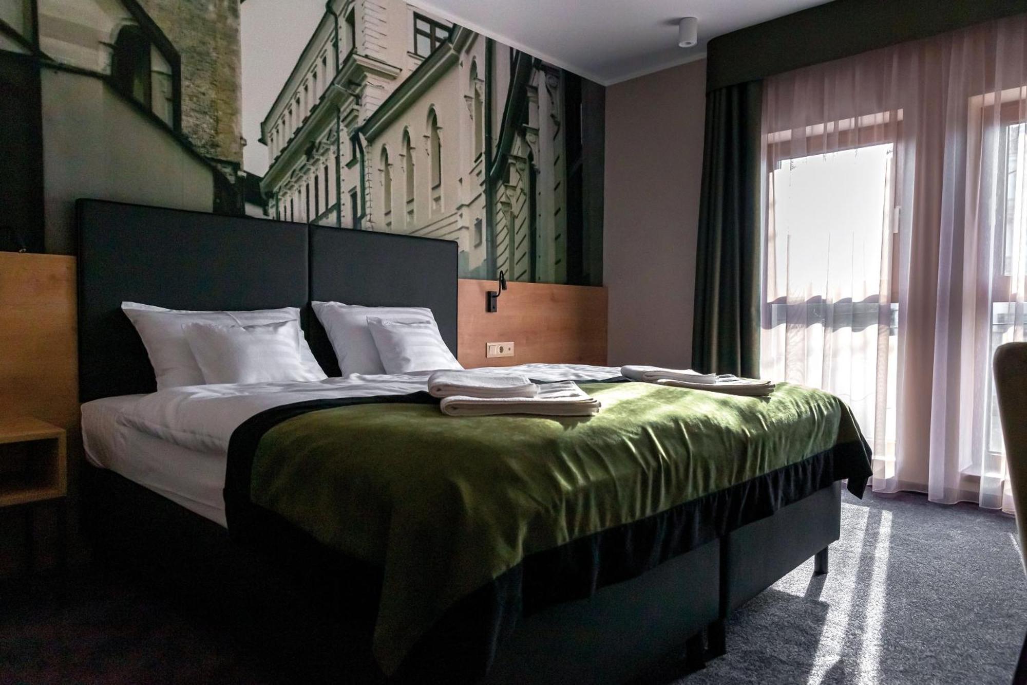 Veszprém Oliva Hotel מראה חיצוני תמונה